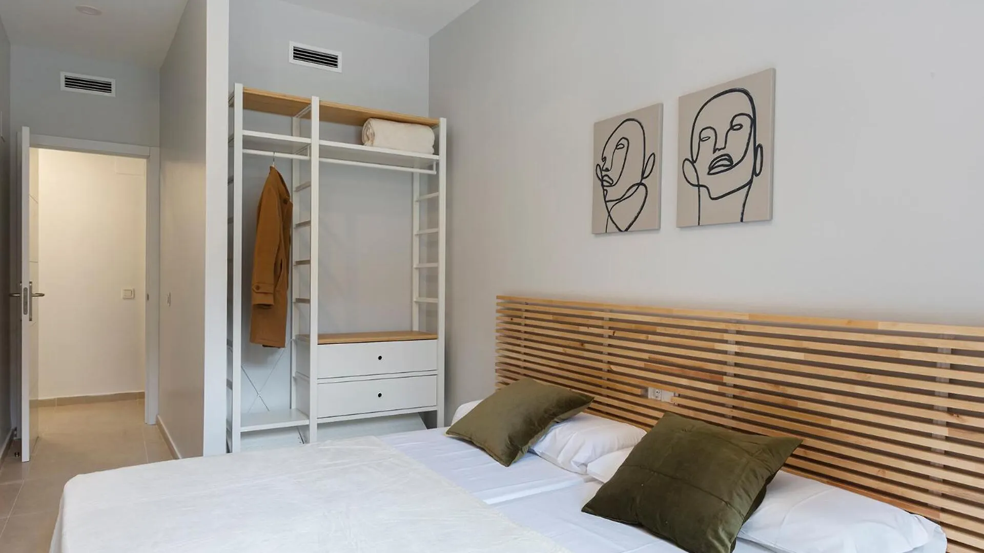 4235 - Ab Santa Coloma III Apartment Barcelona Spain