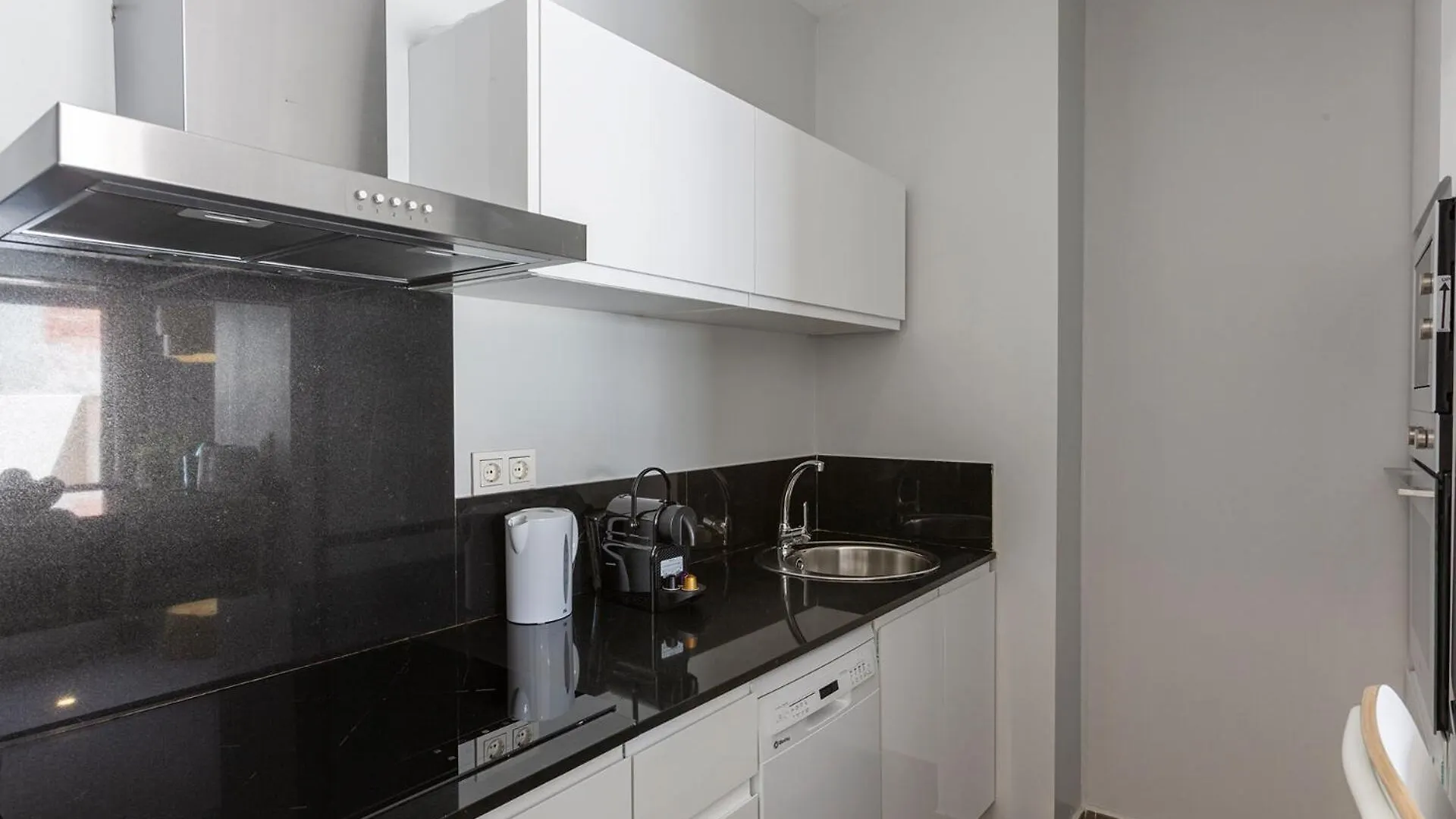 4235 - Ab Santa Coloma III Apartment Barcelona Spain