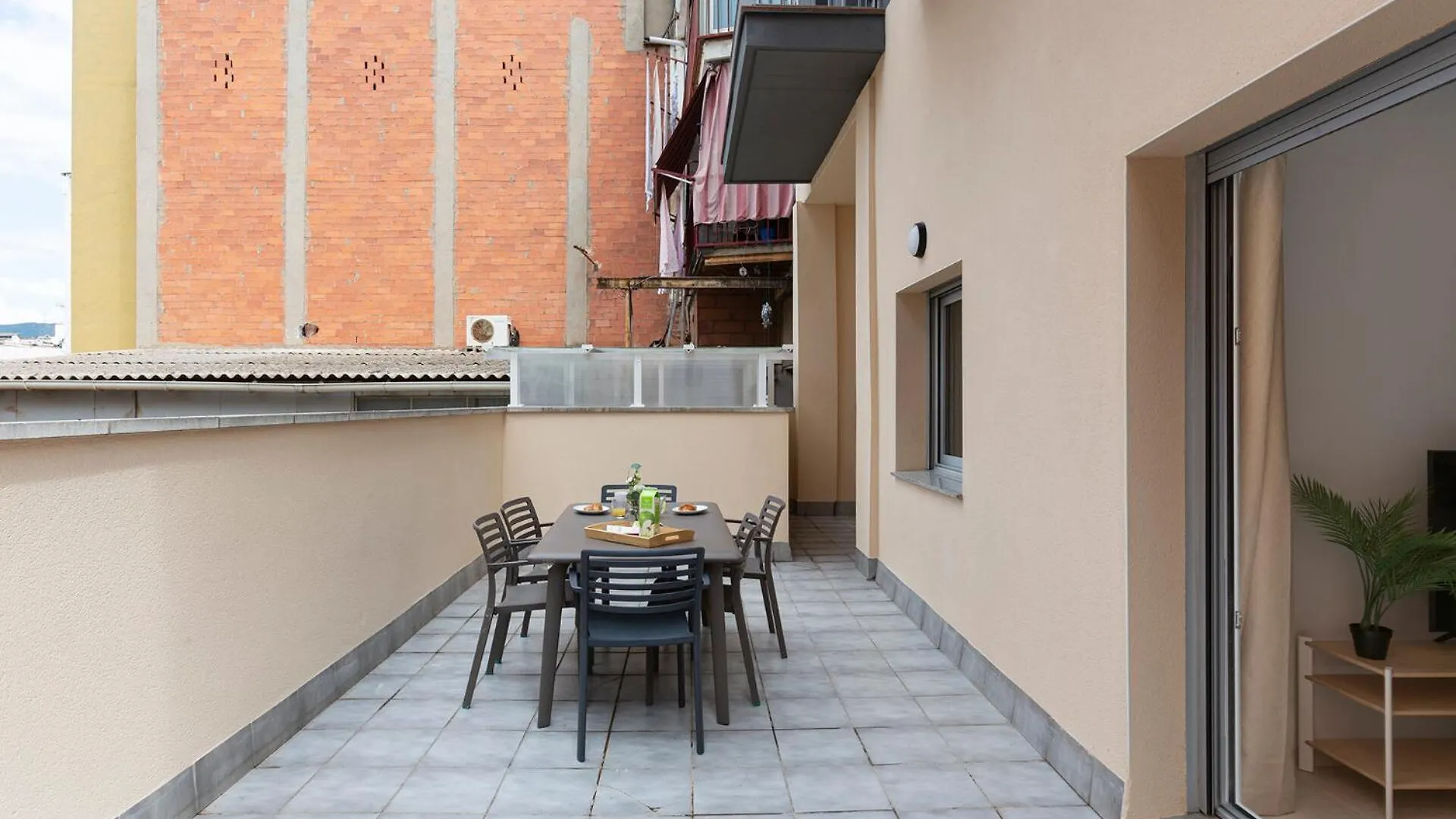 Appartamento 4235 - Ab Santa Coloma III Barcellona